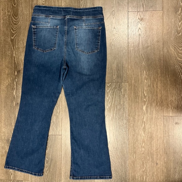 Free People Jeans Womens Large We The Free Pull On Flare Boot Cut Mid Rise - Picture 3 of 7